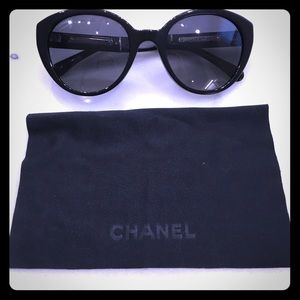 Chanel sunglasses!!